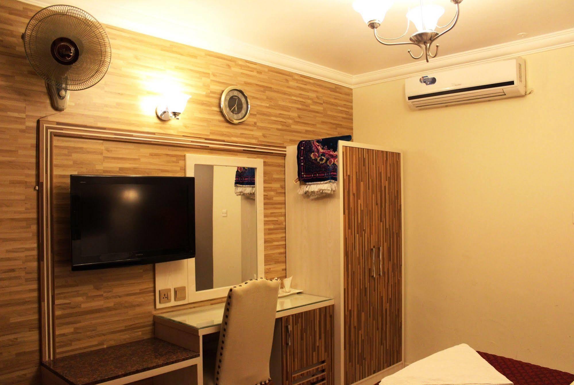 Sutchi Hotel ดูไบ ภายนอก รูปภาพ