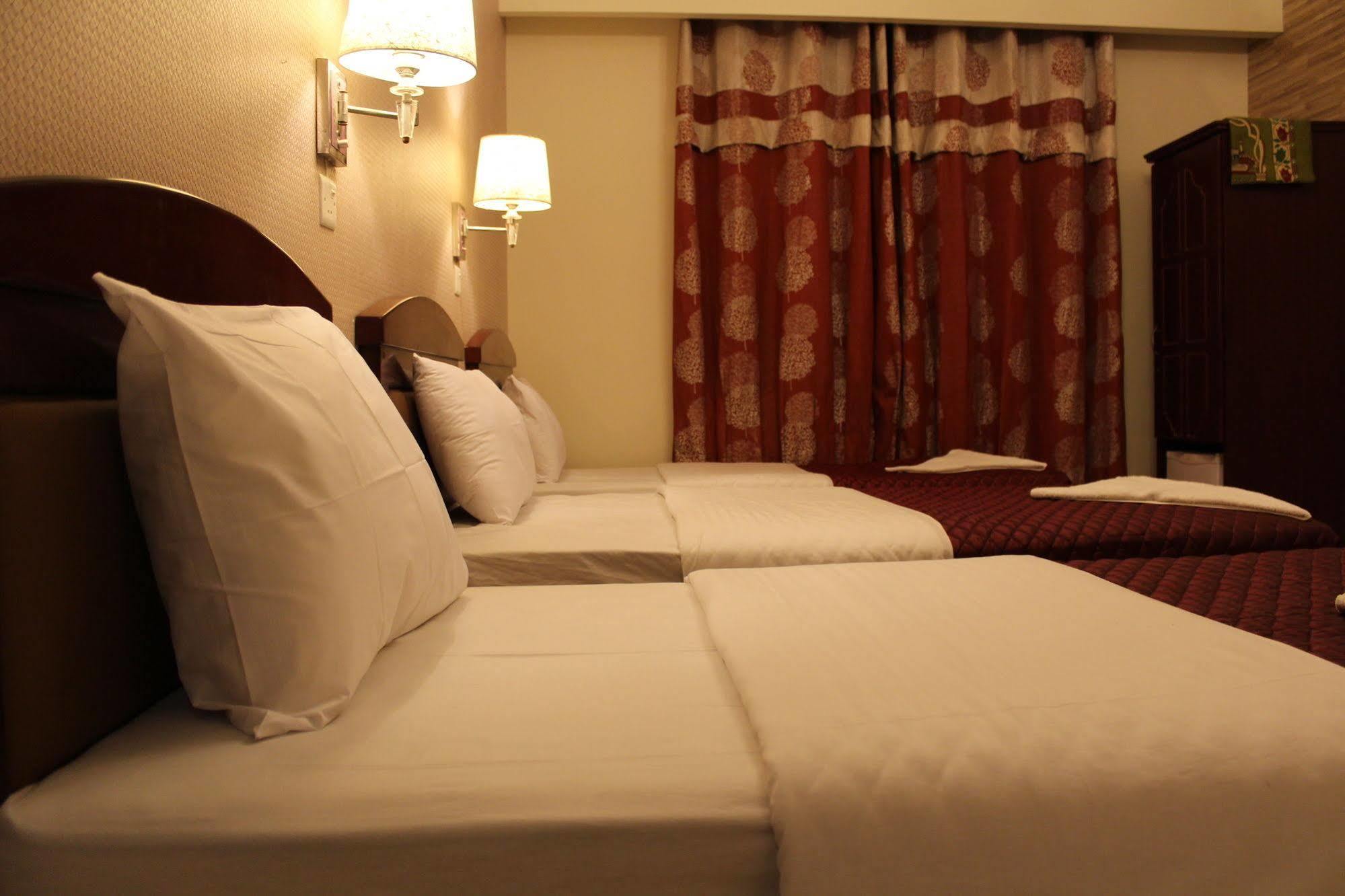 Sutchi Hotel ดูไบ ภายนอก รูปภาพ